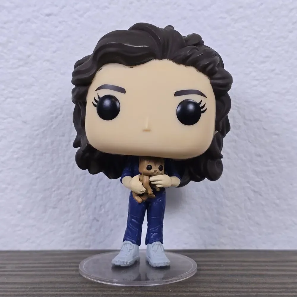 Funko Pop! Movies: Alien 40th Anniversary – Ripley Holding Jonesy (#733) No Box